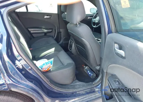 2017 Dodge Charger Se Rwd z USA, uszkodzony, nr VIN 2C3CDXBG8HH532452